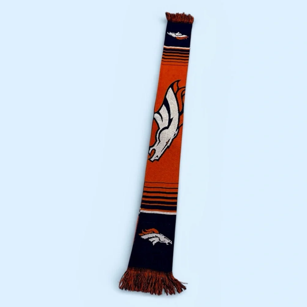 Forever Collectibles Orange and Blue Winter Knit Denver Broncos Scarf - Picture 3 of 6